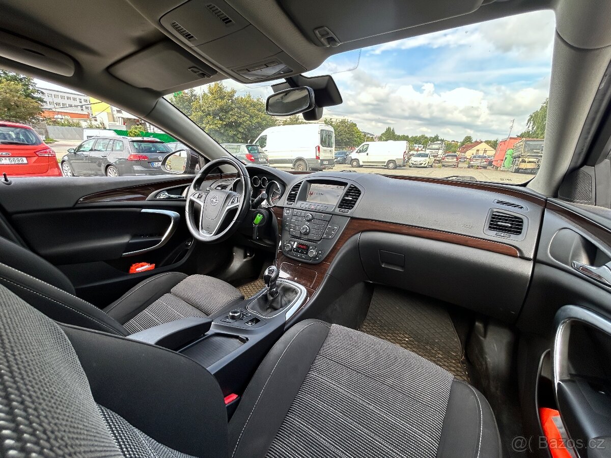 Opel Insignia, KOMBI, 4X4 - 13