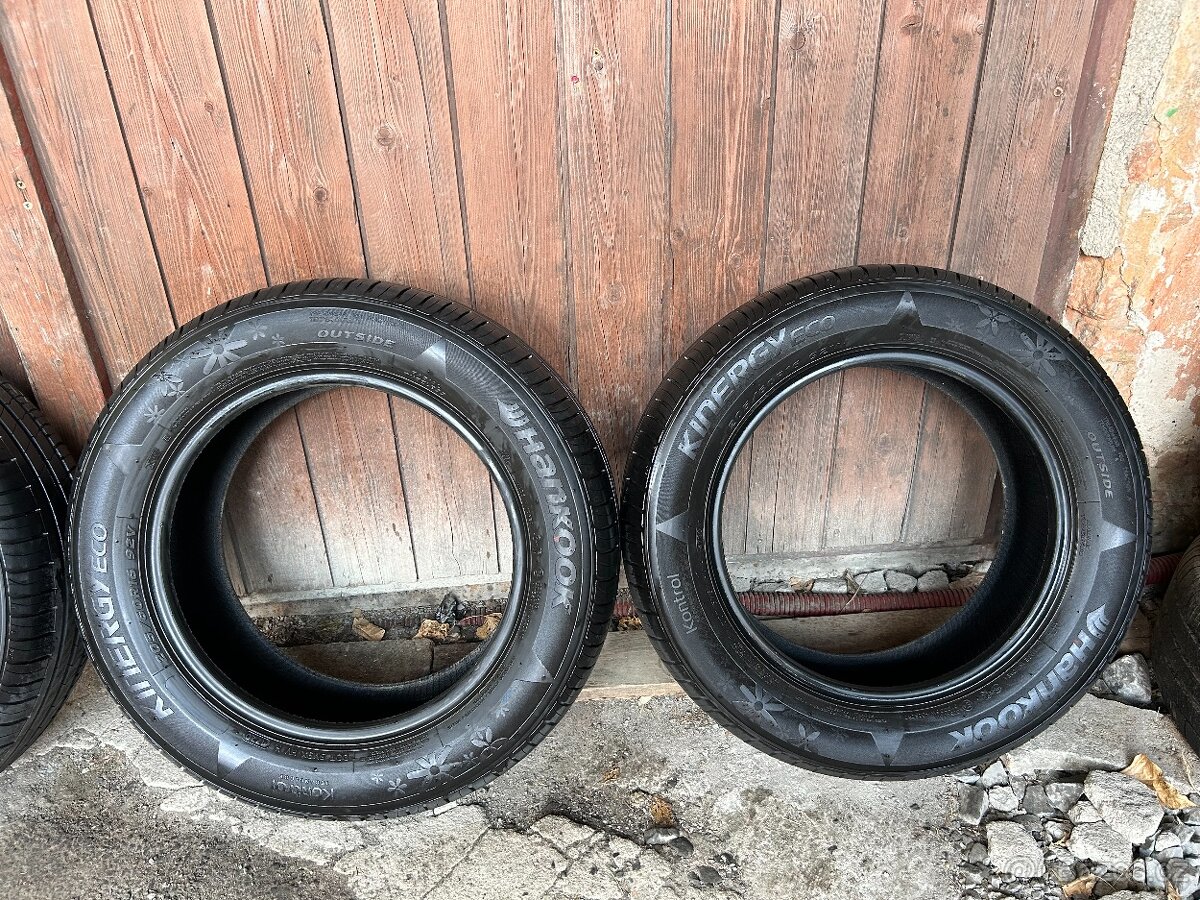 Prodám gumy 205/60/16 Michelin - 13