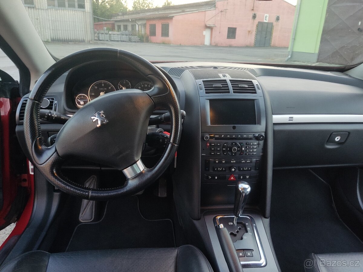 Peugeot 407 coupe - 13