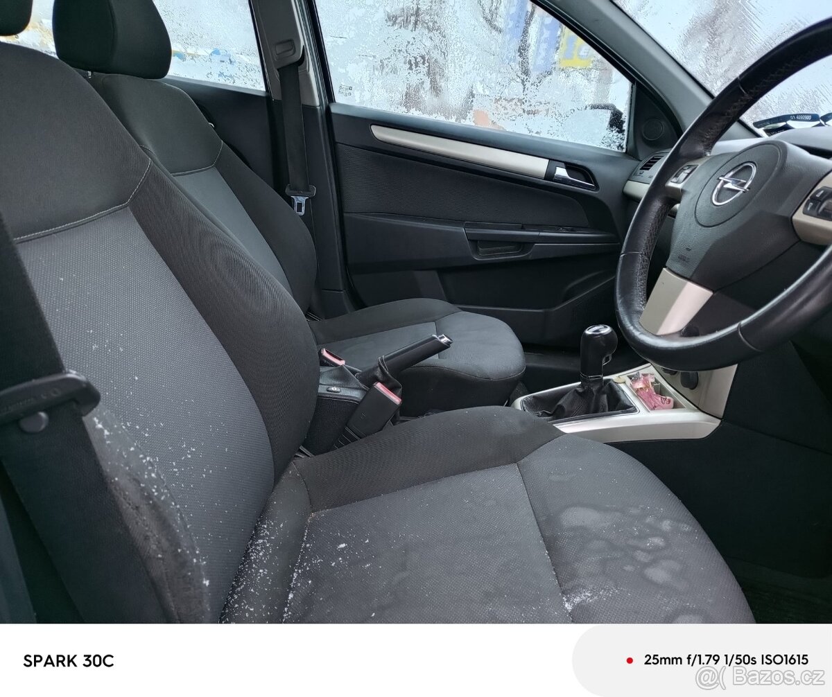 Opel Astra H 1.4i 66kw - 13