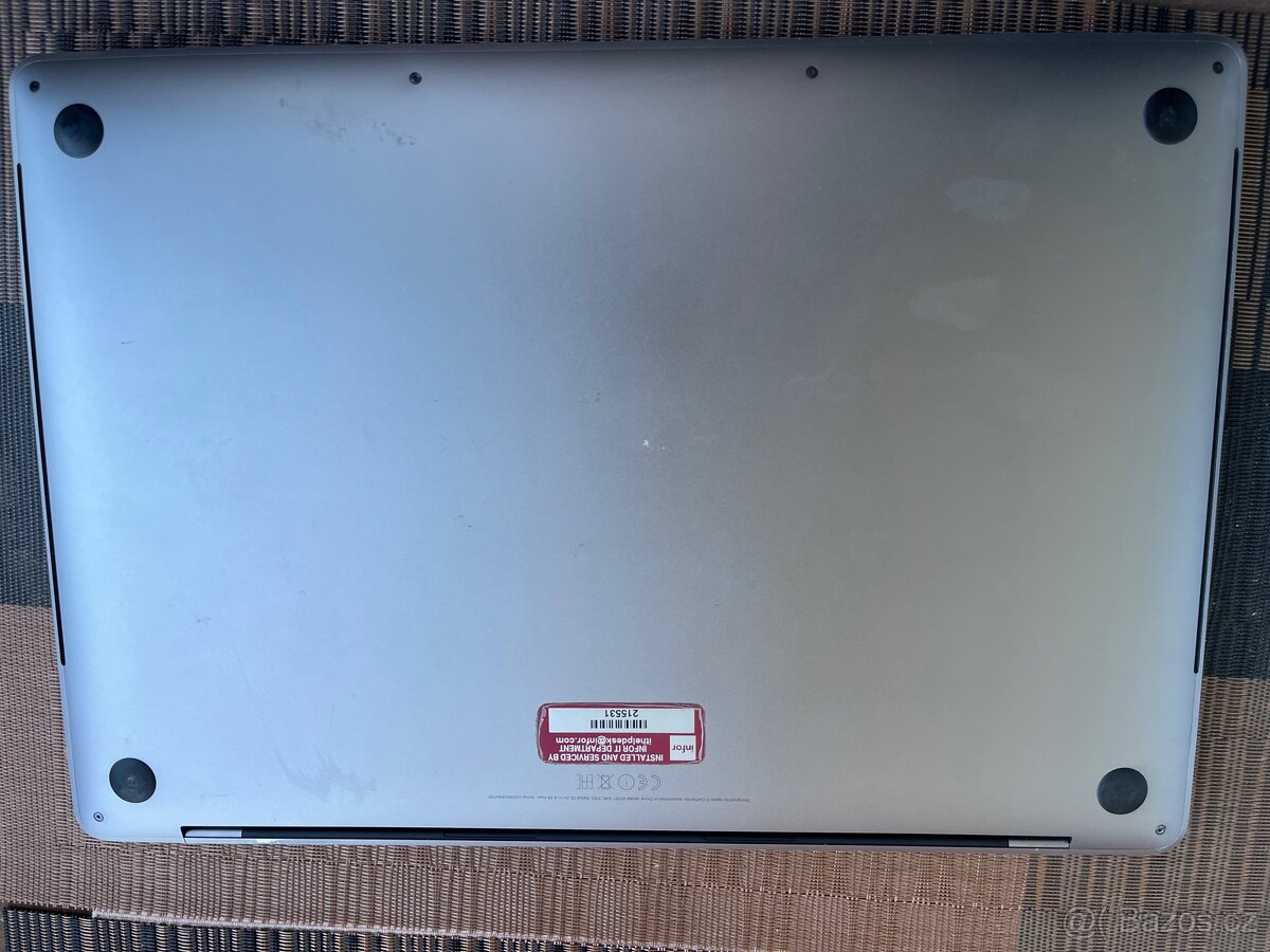 MacBook Pro 2017. Model (A1707) - 13