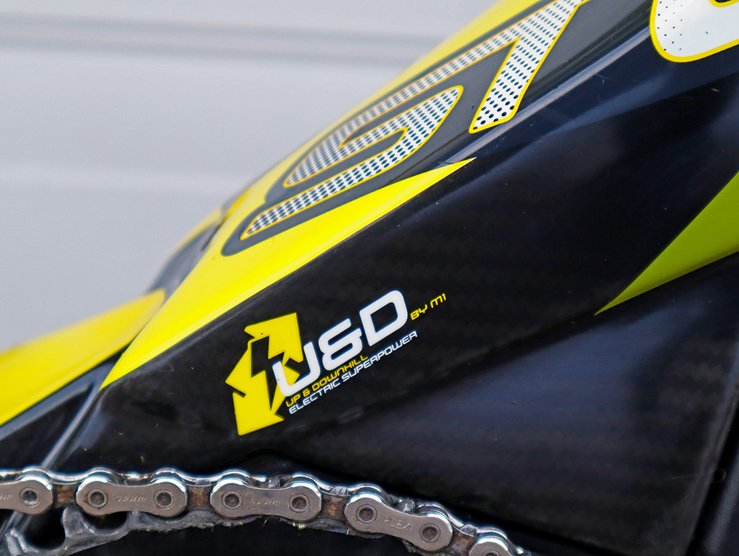 ELEKTROKOLO M1 STERZING – 120nM – 880Wh – CARBON - 13