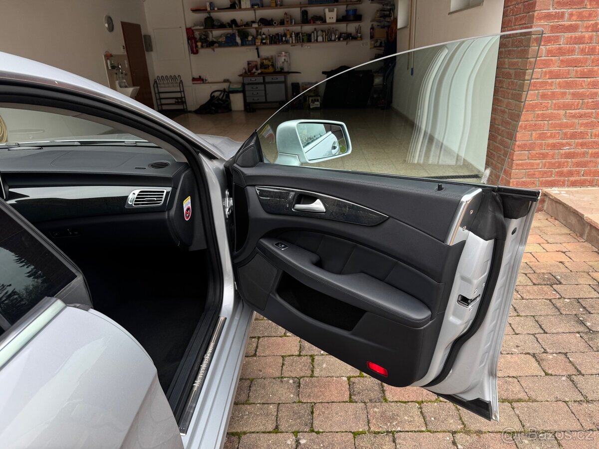Mercedes-Benz CLS 350 CDI 4Matic Shooting Brake - 13