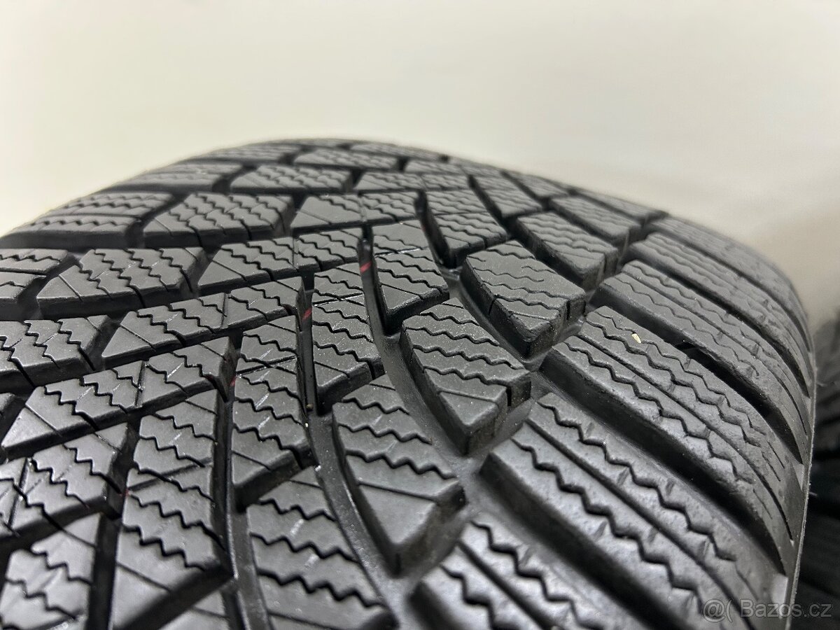 zimní originál sada Škoda Superb III Trinity 19" 5x112 - 13