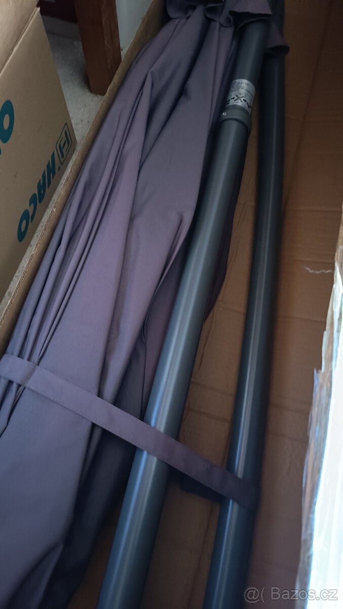 Zahradní nábytek, slunečník, gril - 13