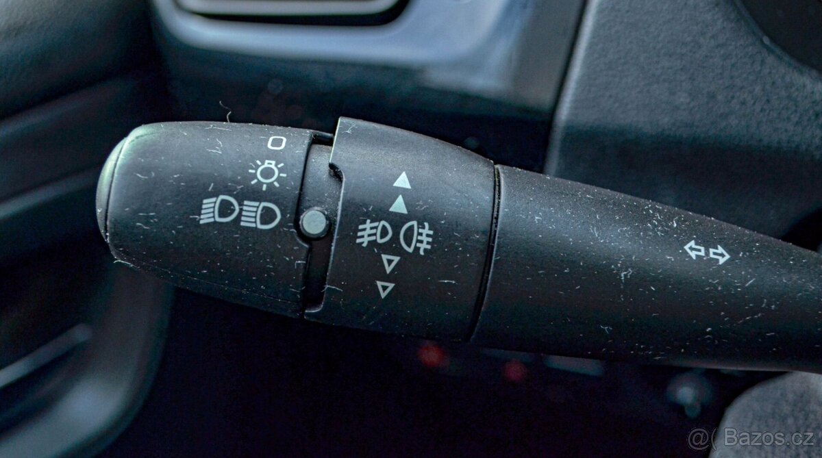 Peugeot 301 1.2 PureTech Allure - 13