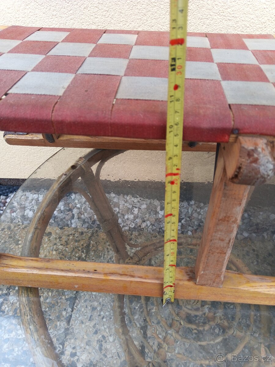 Staré dřevěné sáně. - 13