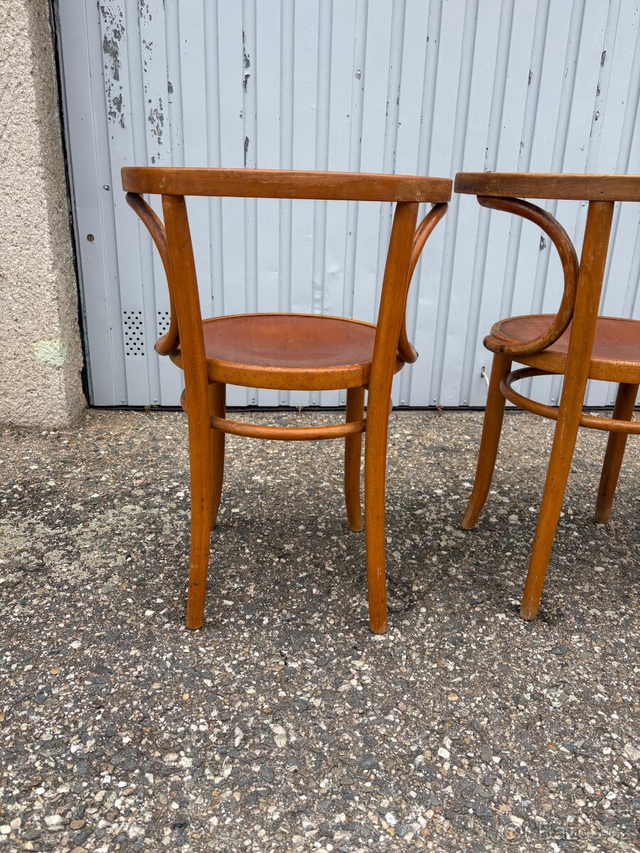 Ohýbané křeslo Thonet - 13