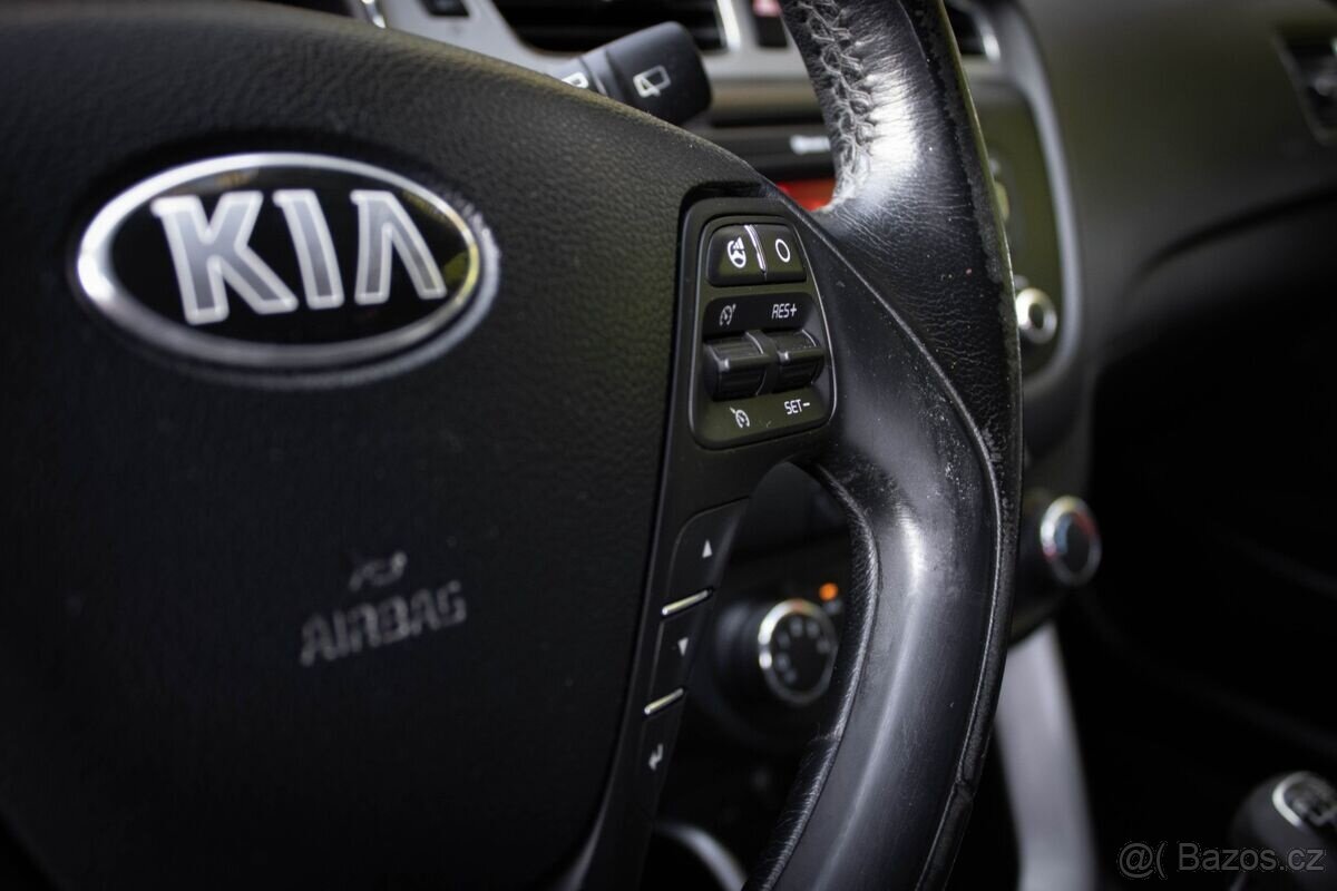 Kia Ceed SW 1.6 CRDi - 13