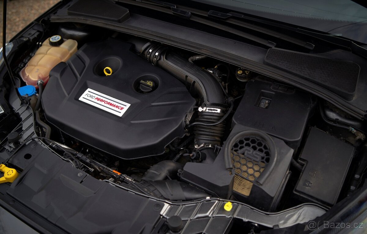 FORD FOCUS RS 80 000KM - 13