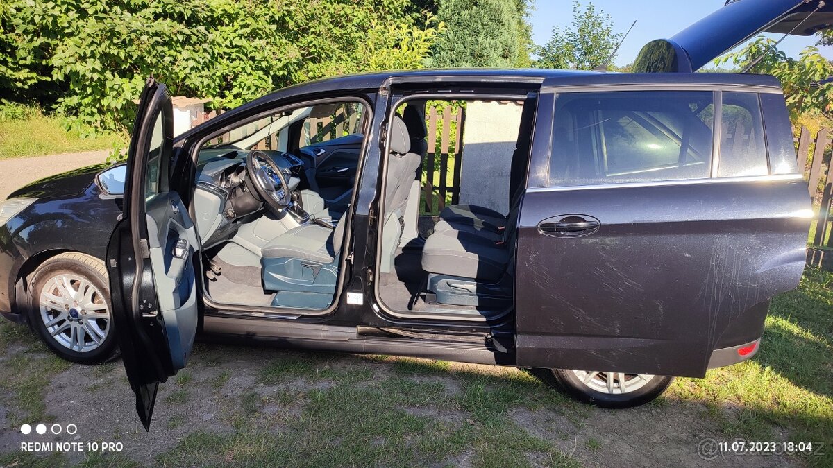 Ford C-MAX GRAND - 13