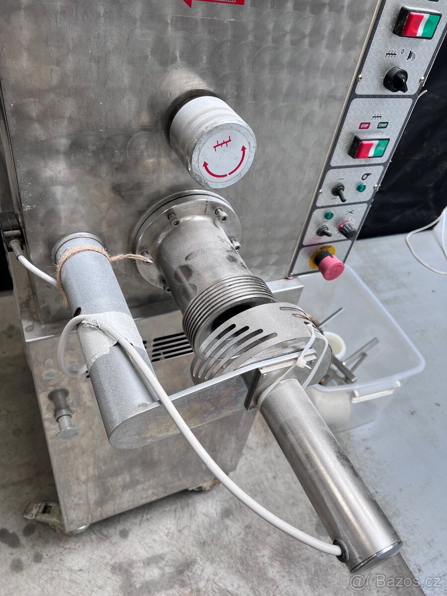 Vyrobnik testovin, stroj na vyrobu testovin + sušárna - 13