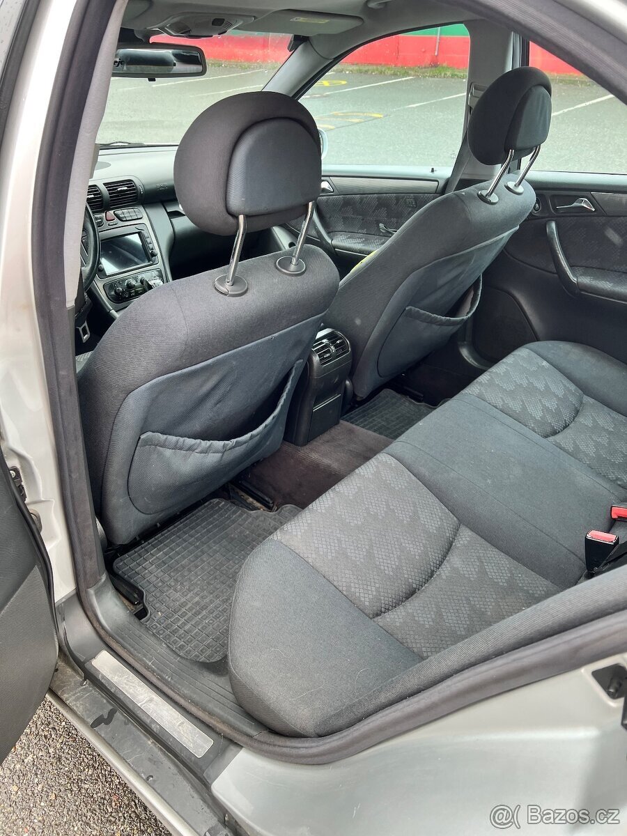 Mercedes Benz C 220 cdi model 203 - 13
