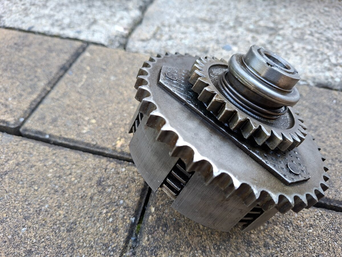 Jawa/ČZ Díly motoru - 13