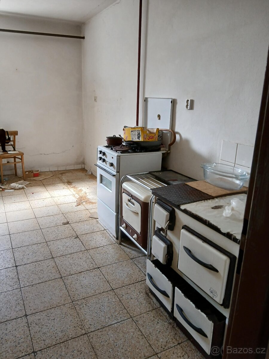 Prodej velkého domu ve Strání - 13