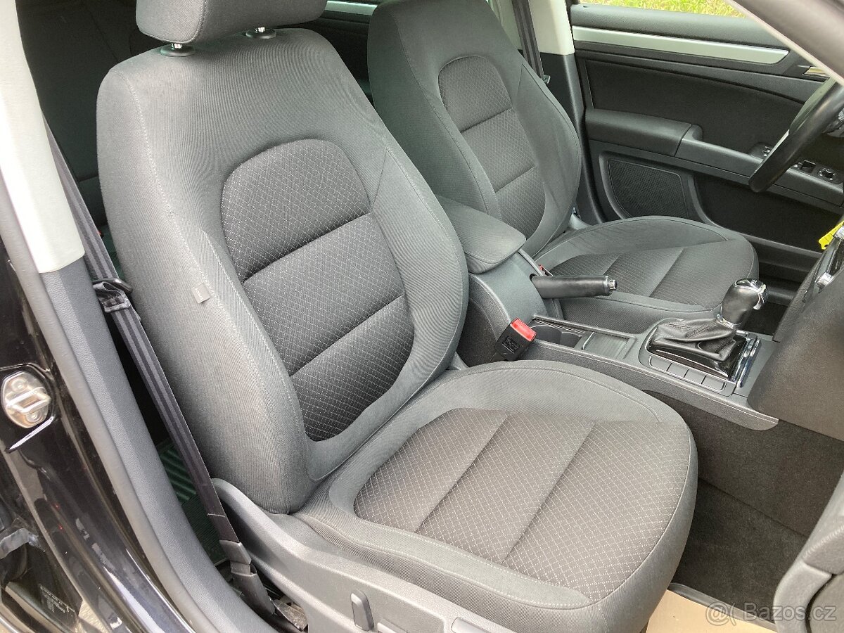 SUPERB,TDI,2015,103KW,DSG,NAV,BIXEN,LED,TEMP,SERVIS ŠKODA - 13