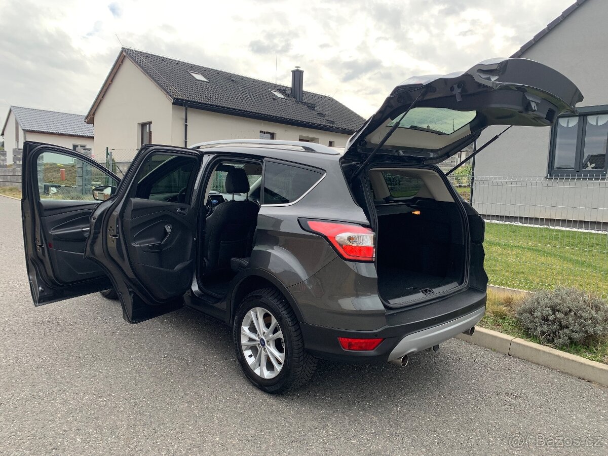 Ford Kuga 1.5 110kw Titanium (bez DPH 296.694,-) - 13