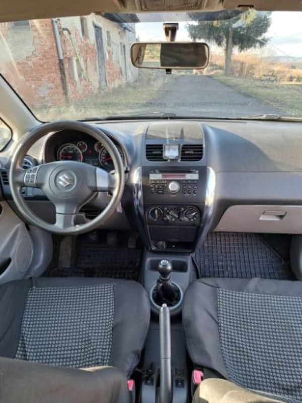 Suzuki SX4 1.6 4WD 88kW benzín 2014 - 13
