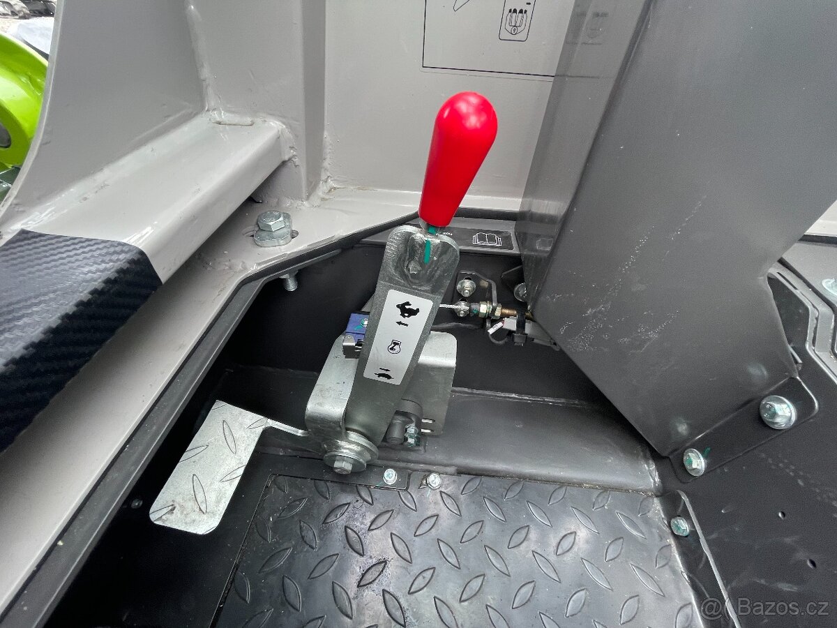 Nakladač Zoomlion ZS030R - 13