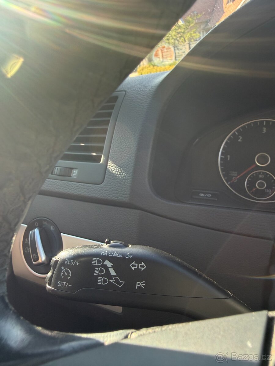 VW T5 Multivan Highline 103 kW, 7 míst, serviska - 13