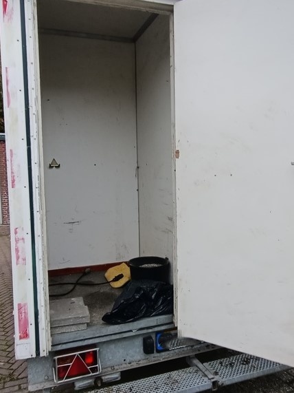 pojizdná stavební buňka s wc - 13