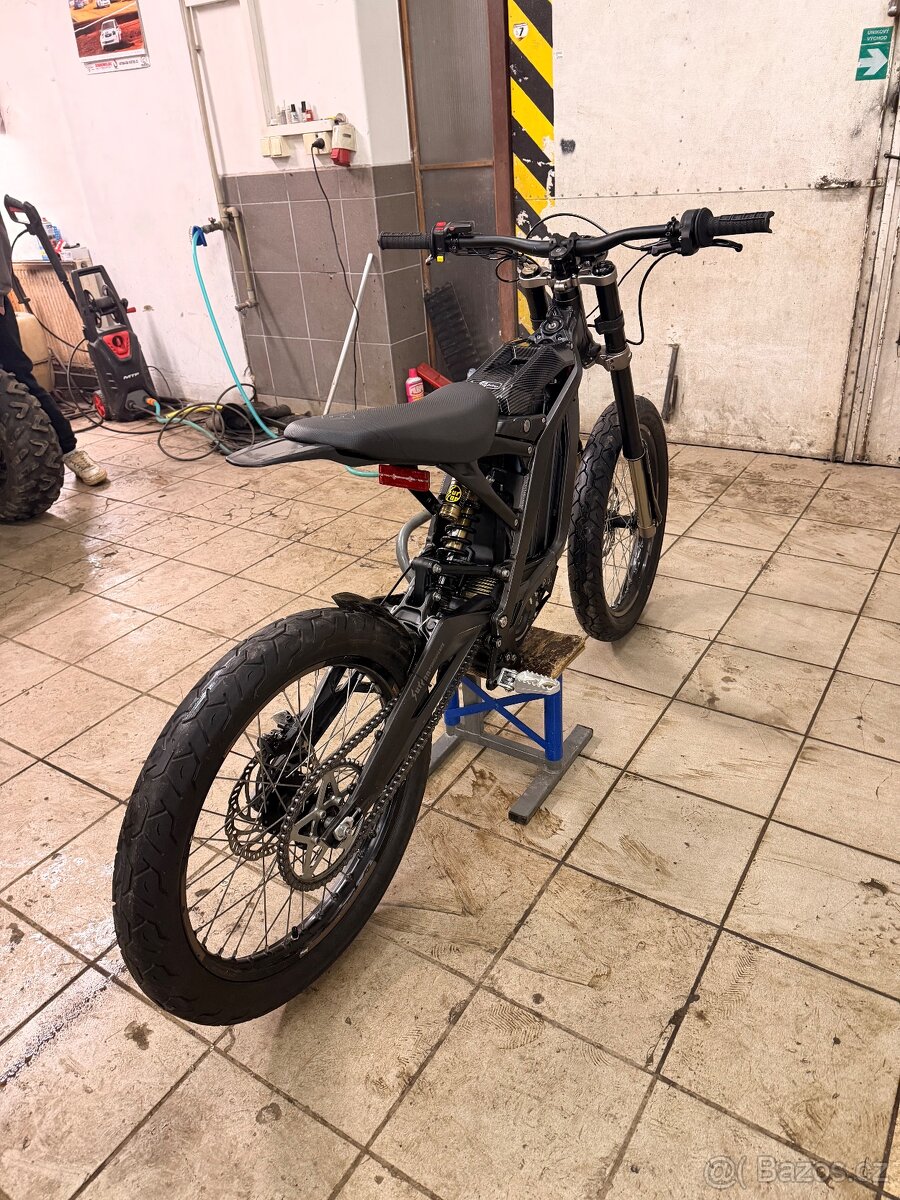 Surron light bee x - 13
