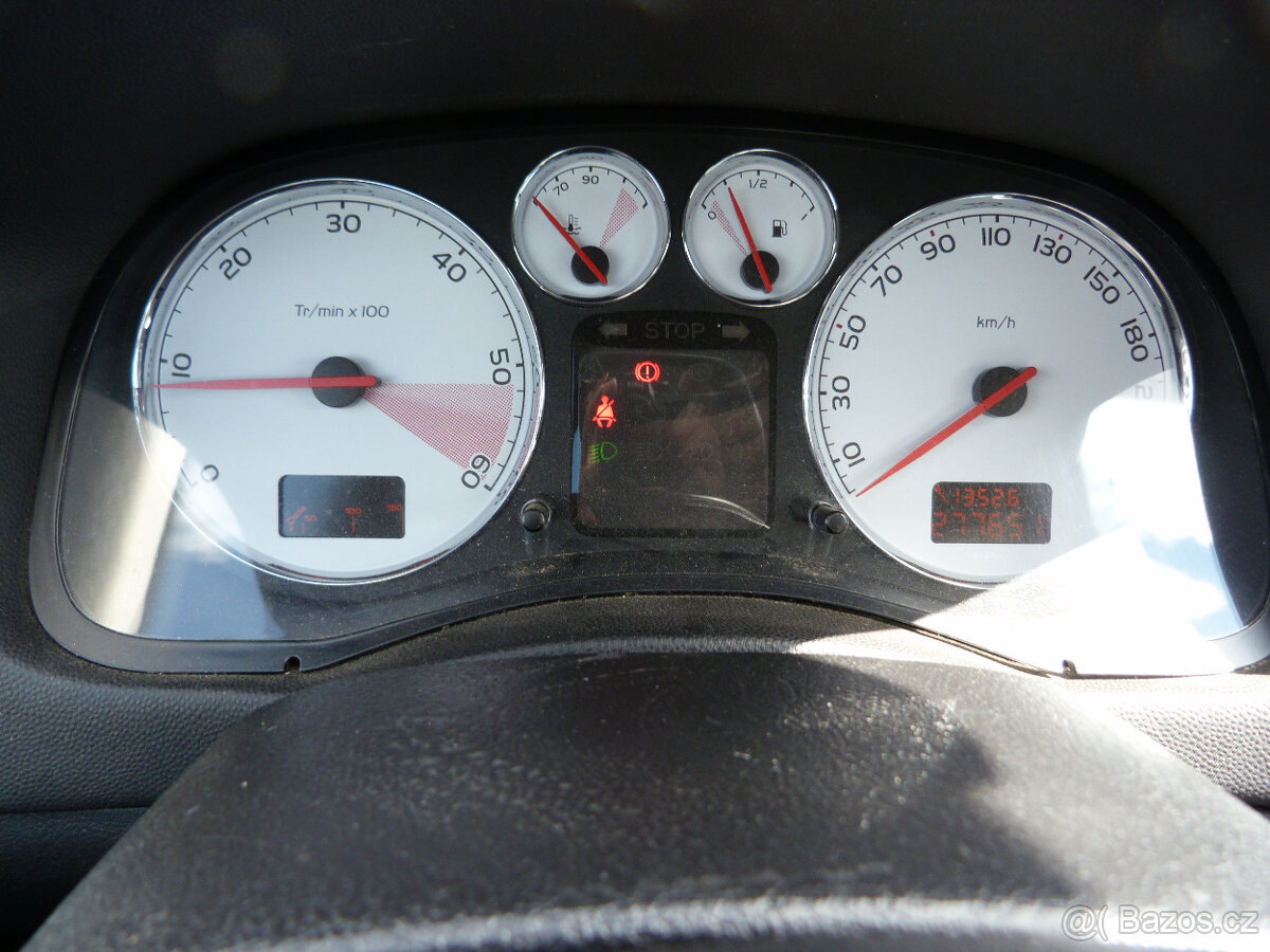 Peugeot 307 2.0 HDI SW OXYGO - 13