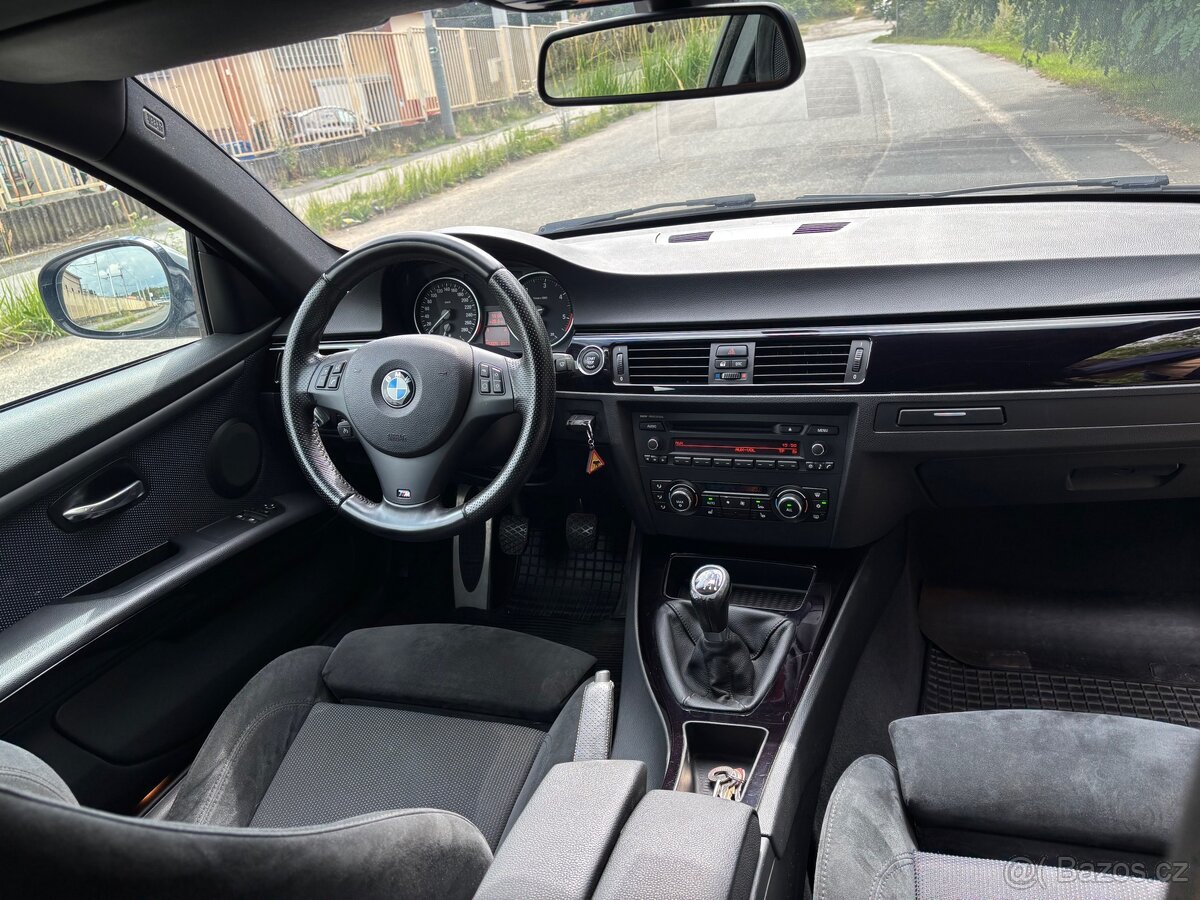 BMW 325D 150kW e92 M paket Manuál ČR - 13