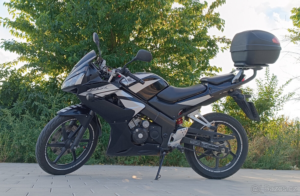 Honda cbr 125R - 13