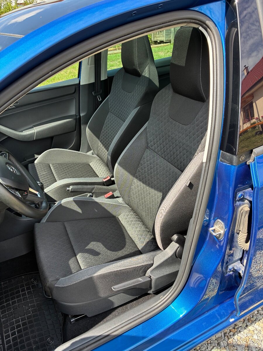 Škoda Rapid SPACEBACK 1.2Tsi SPORT - 13
