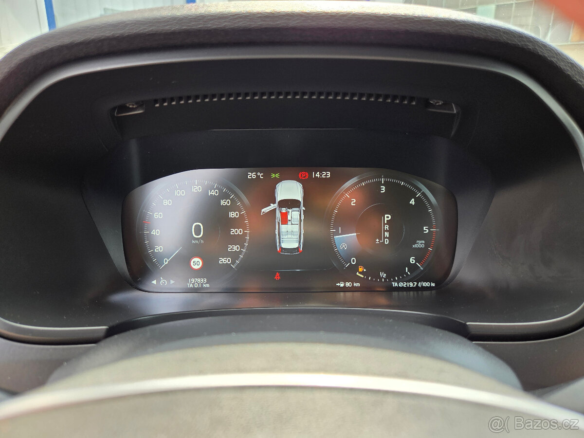 Volvo V90 D4 2.0 140kW, r.v. 2018 - 13