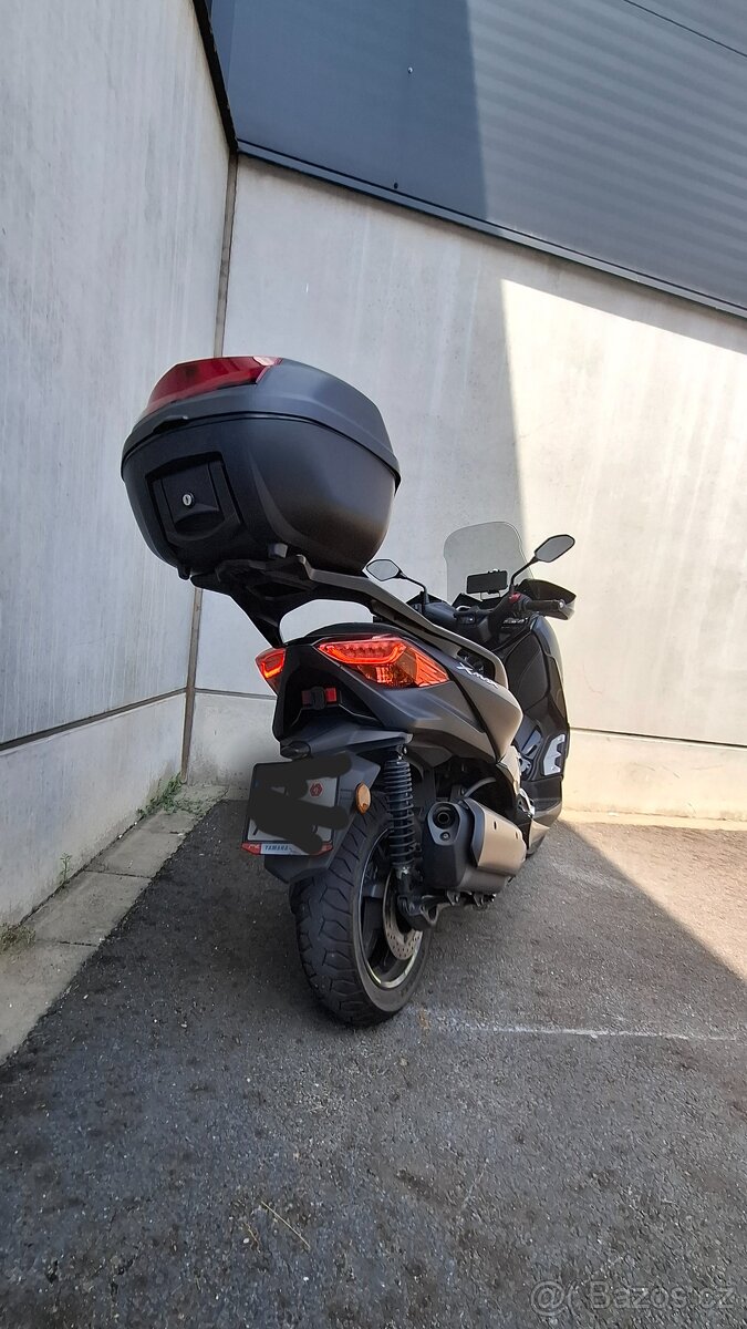 X-max 300 - 13