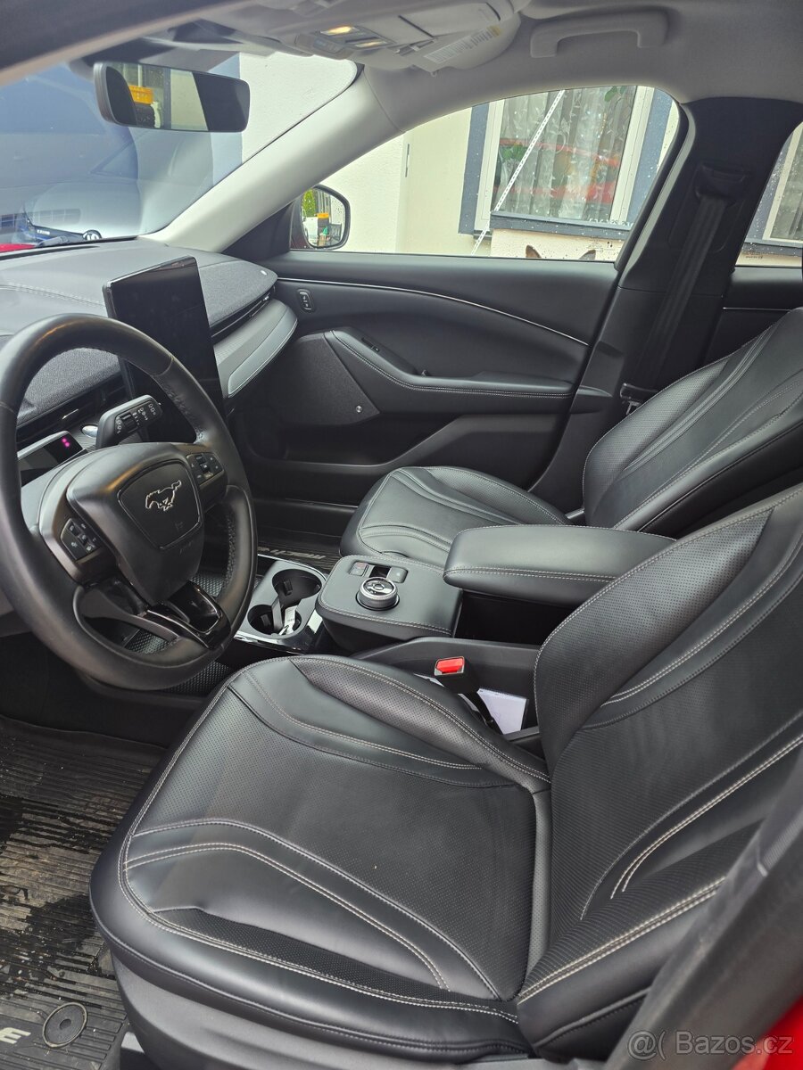 Ford Mustang Mach-E 91kWh - 13