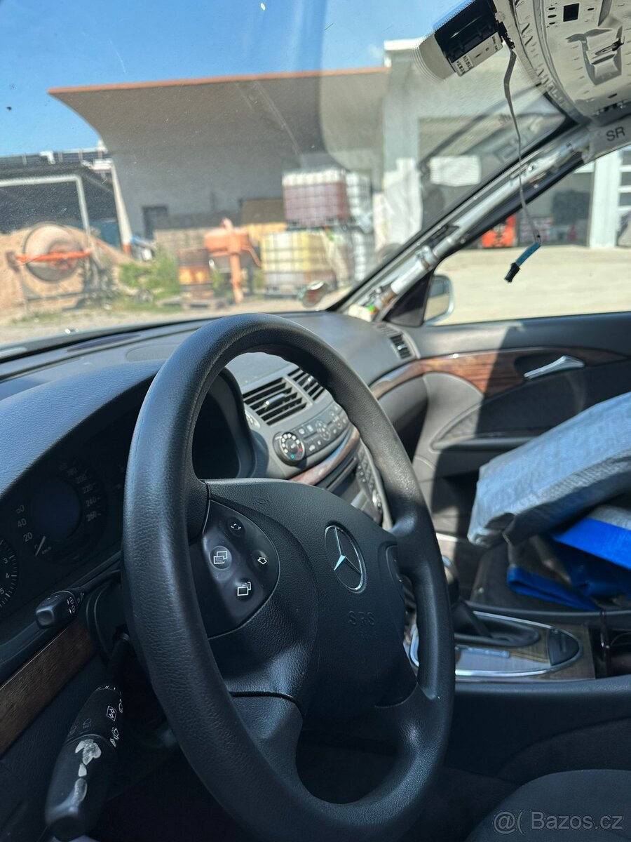 Mercedes-Benz E-class - náhradní díly - 13