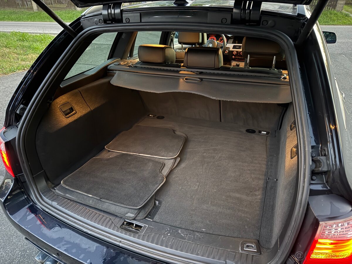 BMW e61 530d 173kw / LCI Mpacket manual - 13