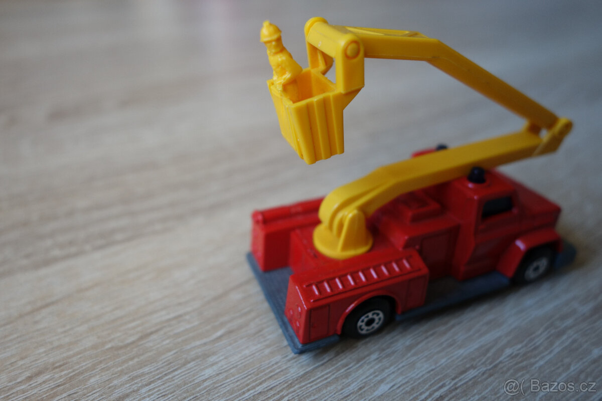 Matchbox Superfast No. 13 Snorkel Fire Engine - 13