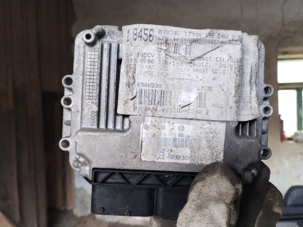 Fiat Bravo 1.6 77kW Multijet, rok 2008 - náhradní díly - 13