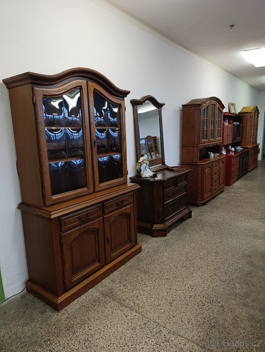 Rustikální příborník / kredenc, nábytek z masívu - 13