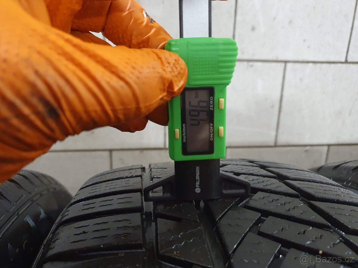 Zimní sada originálních AL kol Audi pneu 215/55 R17 - 13