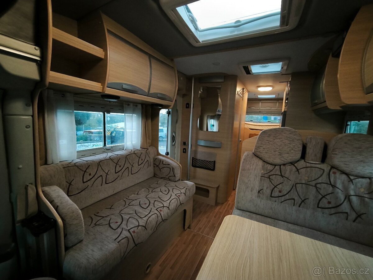 Obytné auto Granduca Roller 3.0JTD 90tis.km, klima,Solary - 13