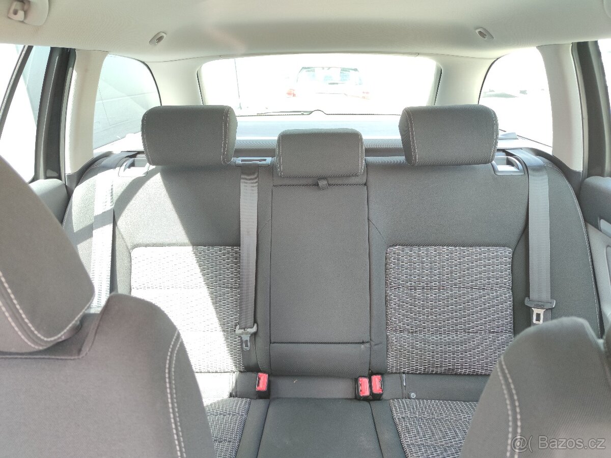 Škoda Octavia II Facelift Combi - 13