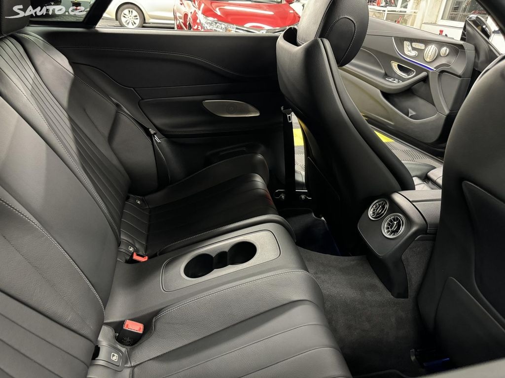 E400d kupé,odpočet,vybavené - 13