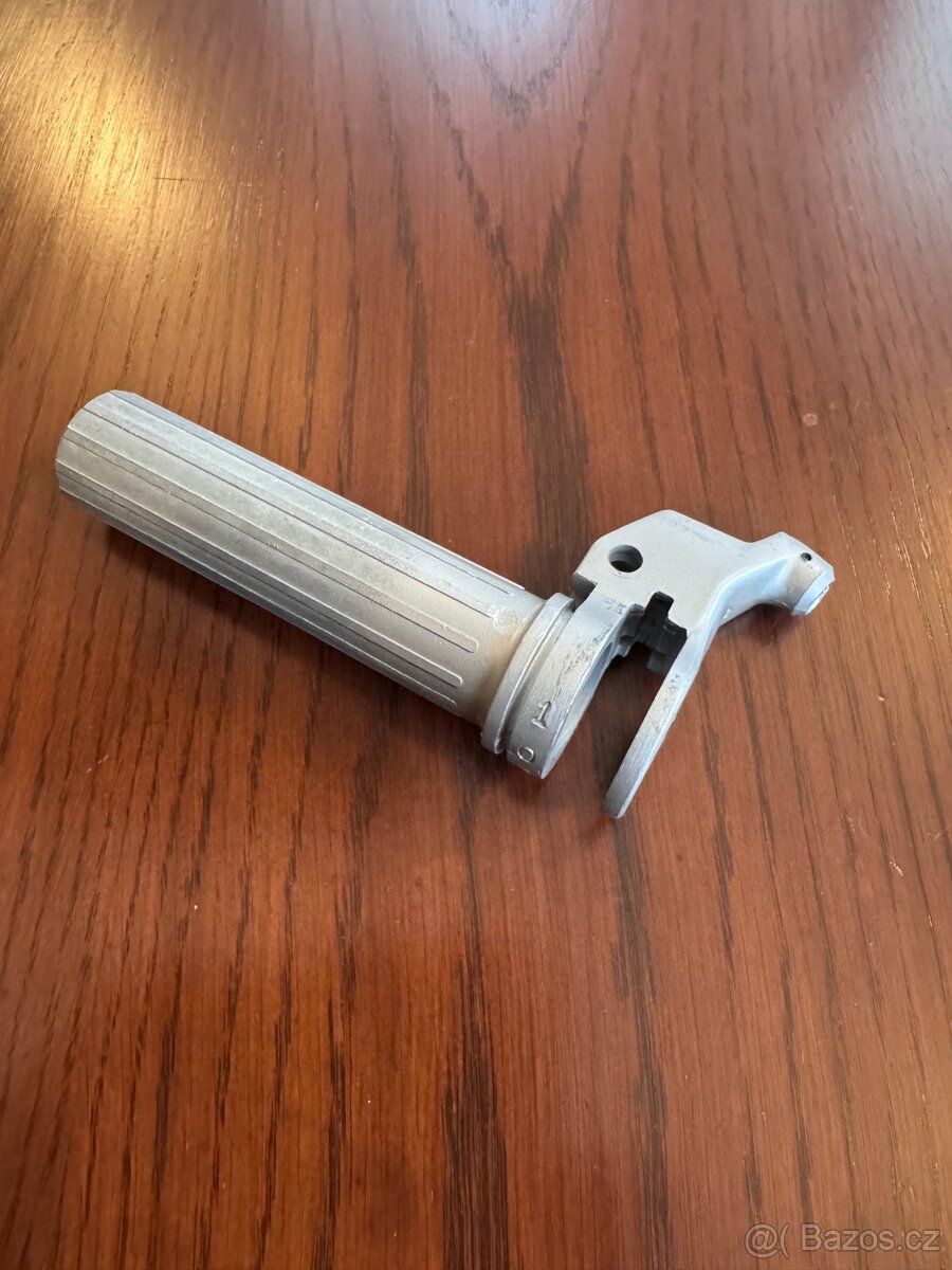 Magura - otočná rukojeť, páka spojky, aretace páky, návlek - 13