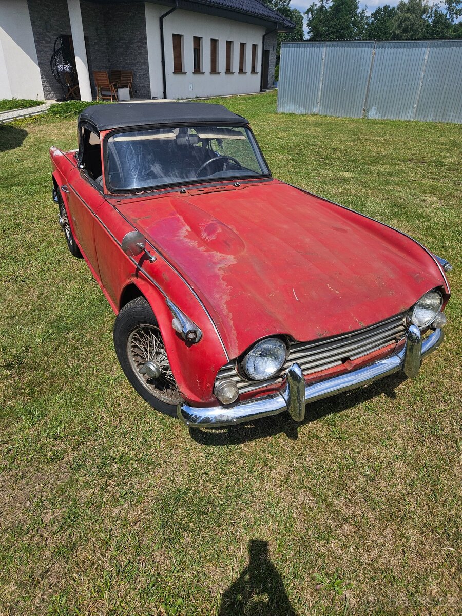 triumph tr4a - 13