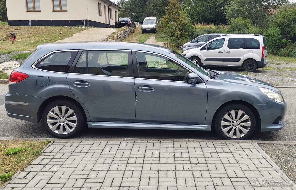 SUBARU Legacy - 2012 - 4x4 - 2.0D kombi - 13