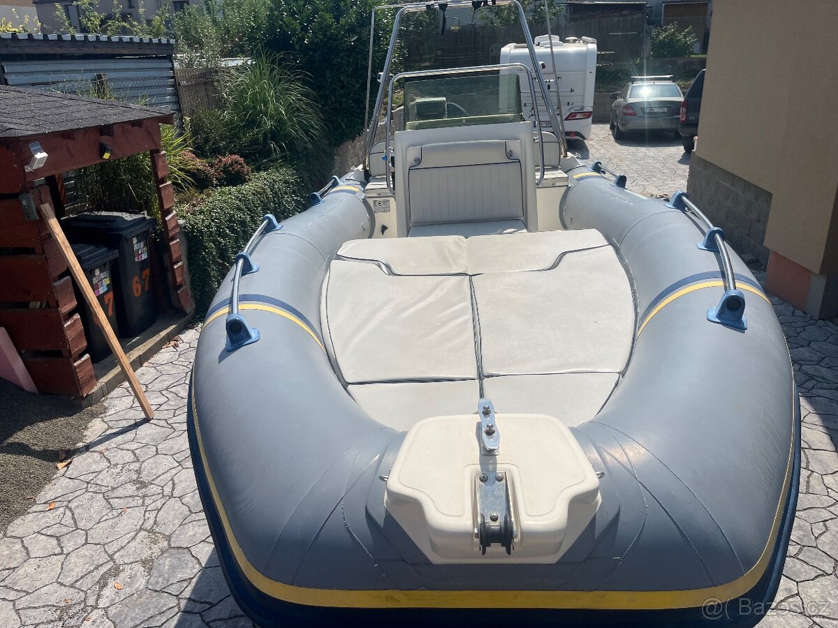 Člun Marlin 16 - 13