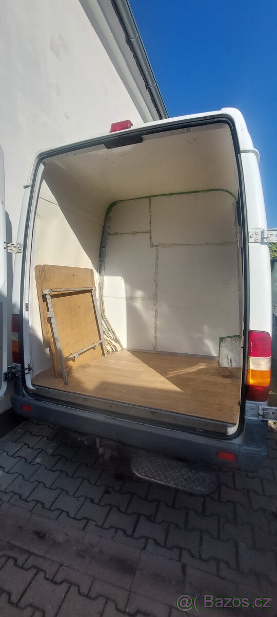 Obytný mercedes benz sprinter - 13