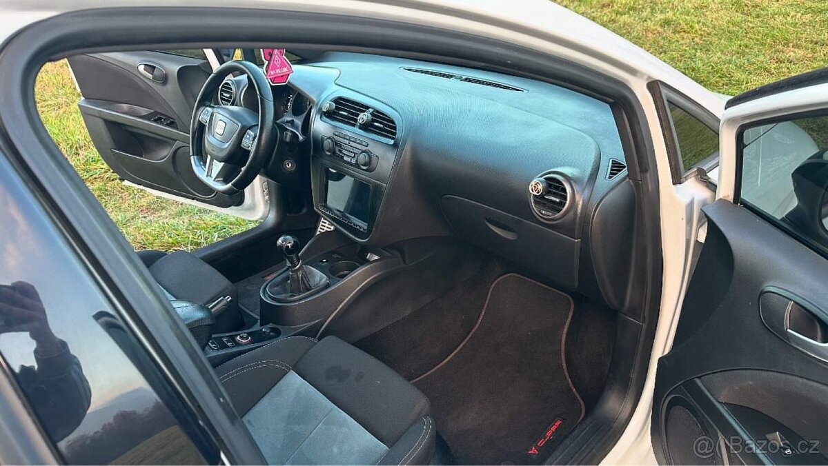 Seat Leon Cupra R - 13