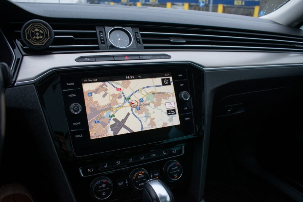 Volkswagen Passat Variant 2.0 BiTDI 240k Highline 4MOTION - 13