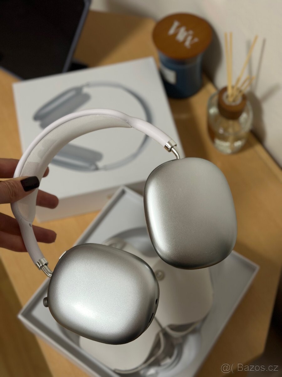 AirPods Max - 13